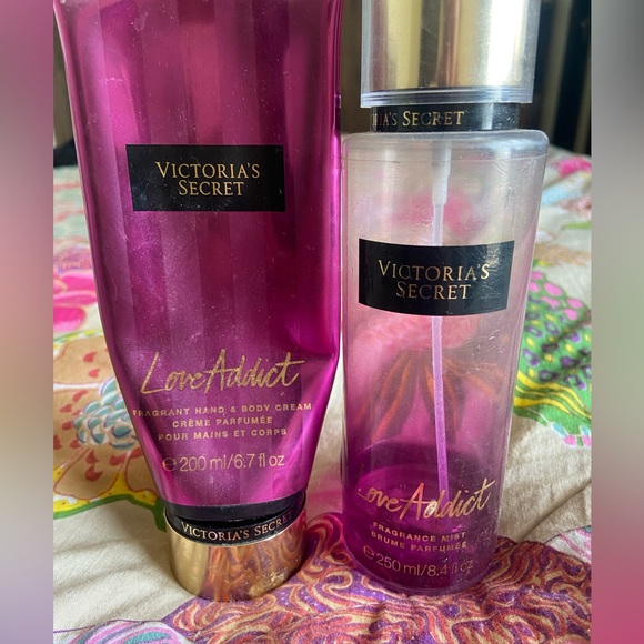 Victoria’sSecret LoveAddict Set & MandaraSpa Softening&Refining Body Polish/Free - Picture 5 of 5